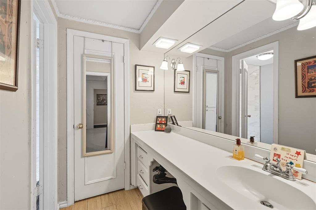 3904 Stonehenge Road Fort Worth, TX 76109 - Photo 24 of 40