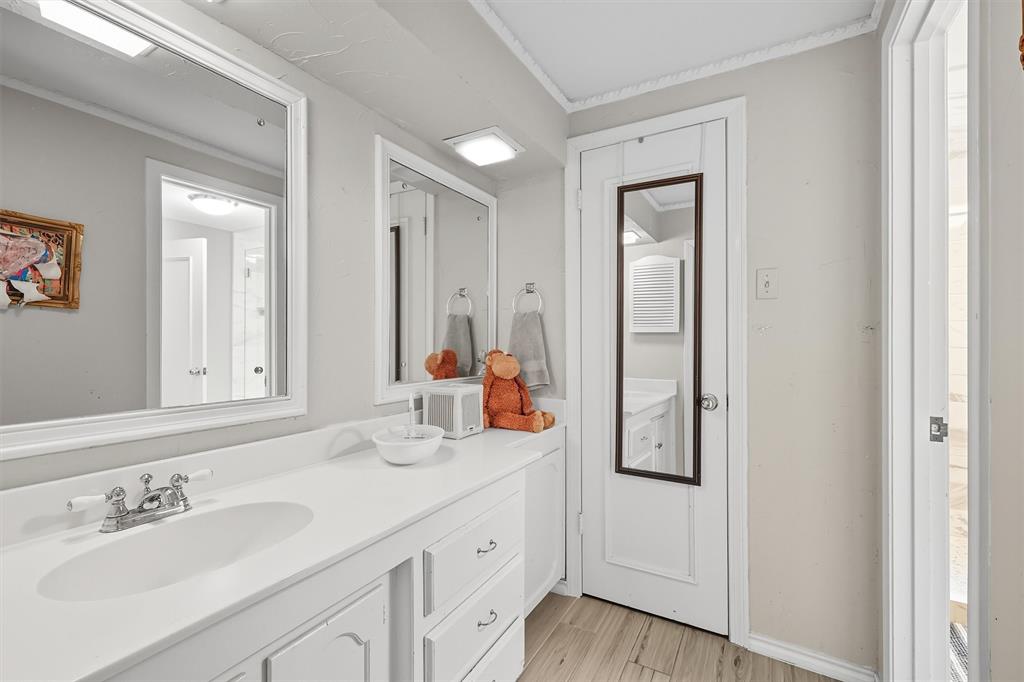 3904 Stonehenge Road Fort Worth, TX 76109 - Photo 25 of 40