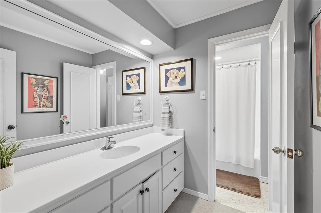 3904 Stonehenge Road Fort Worth, TX 76109 - Photo 28 of 40