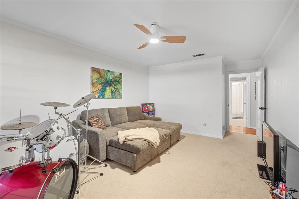 3904 Stonehenge Road Fort Worth, TX 76109 - Photo 31 of 40