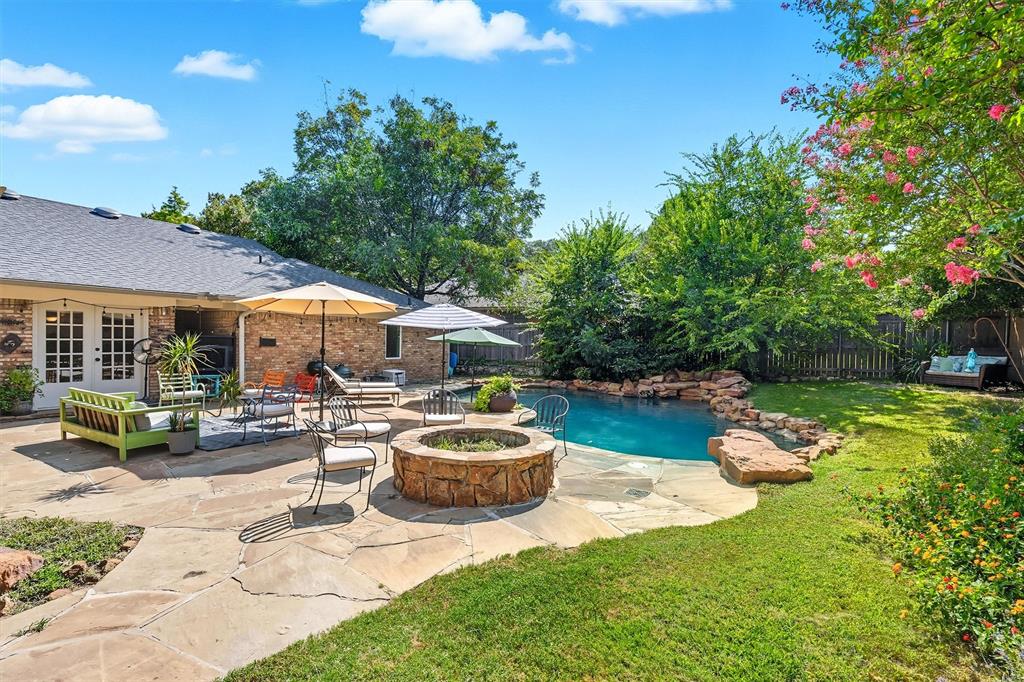 3904 Stonehenge Road Fort Worth, TX 76109 - Photo 35 of 40