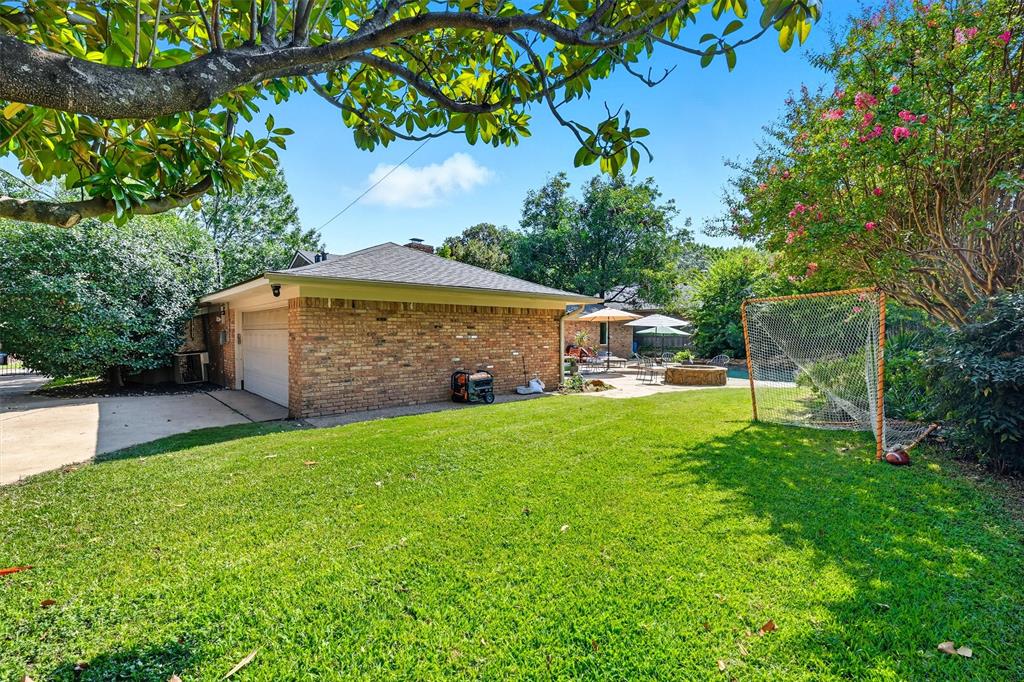 3904 Stonehenge Road Fort Worth, TX 76109 - Photo 37 of 40