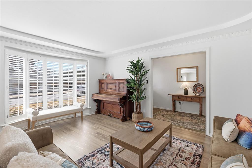 3904 Stonehenge Road Fort Worth, TX 76109 - Photo 7 of 40