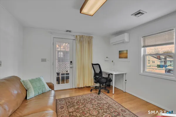 $325,000 | 5 Seminole Trail, East Hampton, CT 06424