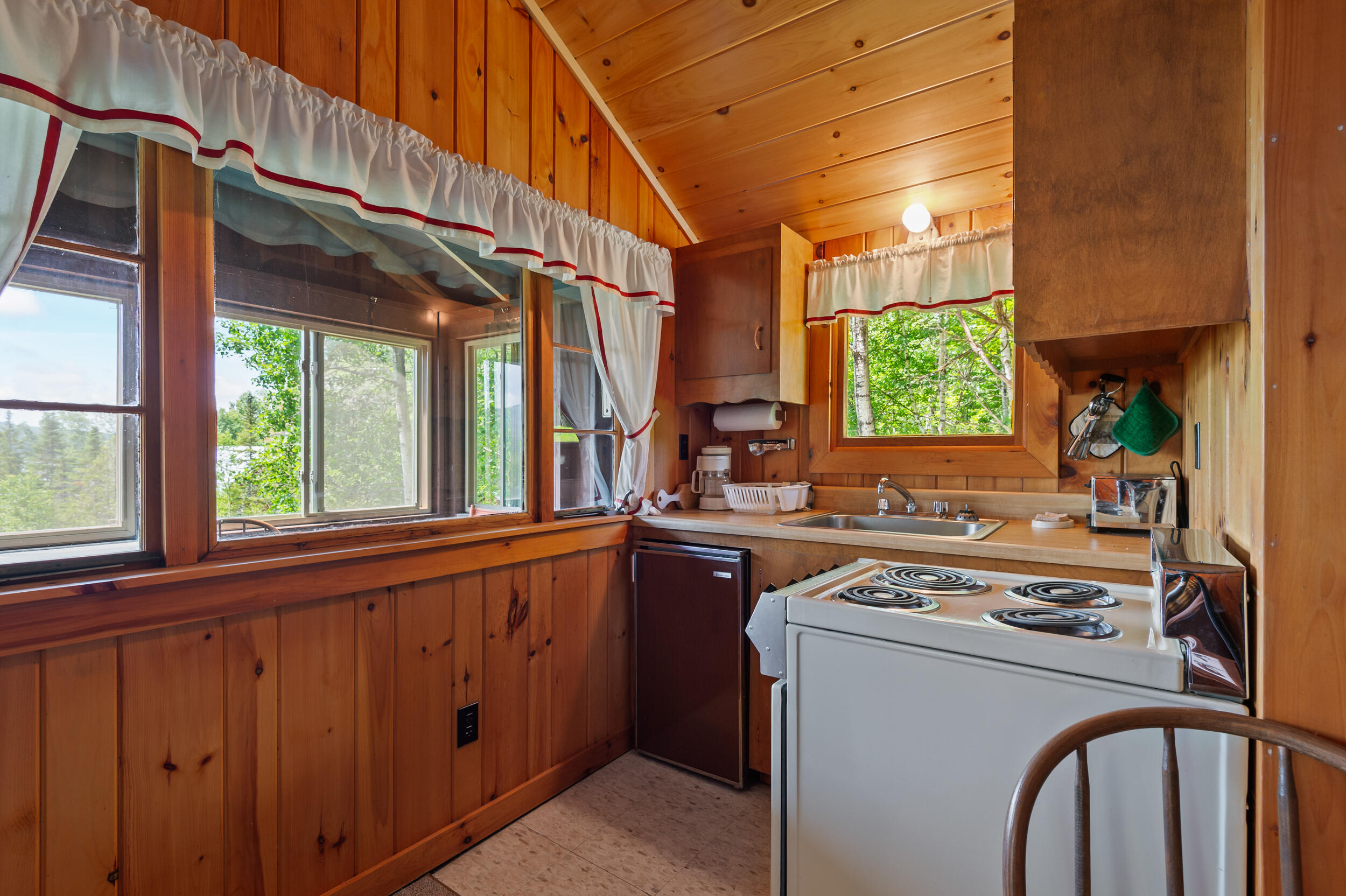 2016 Main Street Rangeley, ME 04970 - Photo 16 of 22 _JRV0136