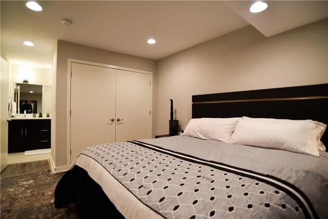 $1,200,000 | 1609 Jefferson Street, Kansas City, MO 64108