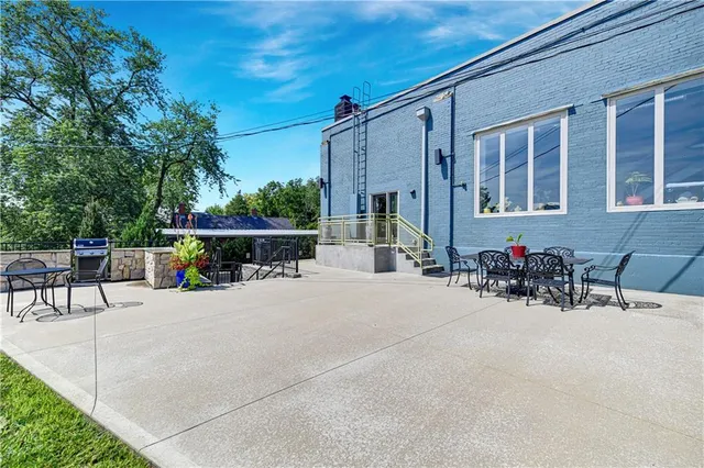 $1,200,000 | 1609 Jefferson Street, Kansas City, MO 64108