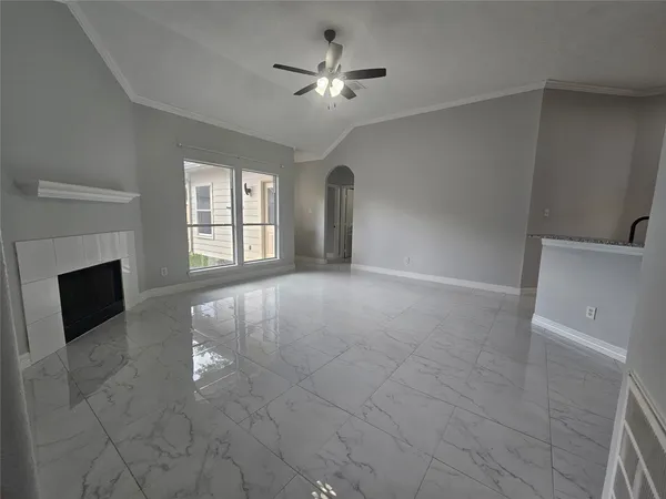 $2,200 | 3114 Black Hawk Trail Court, Spring, TX 77373