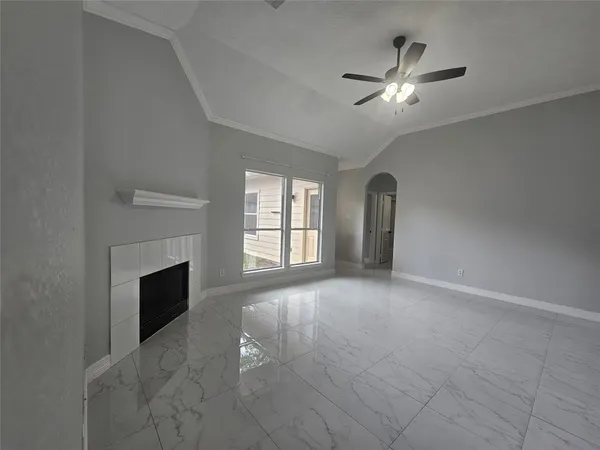 $2,200 | 3114 Black Hawk Trail Court, Spring, TX 77373