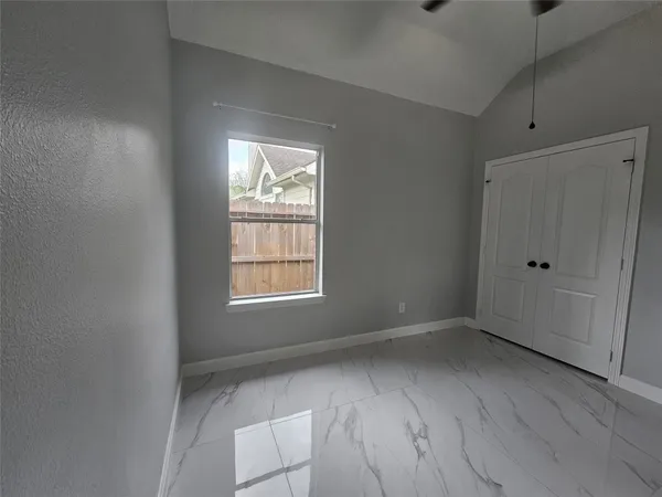 $2,200 | 3114 Black Hawk Trail Court, Spring, TX 77373
