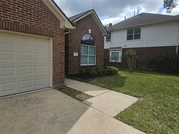 $2,200 | 3114 Black Hawk Trail Court, Spring, TX 77373