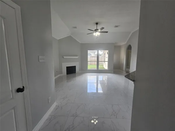 $2,200 | 3114 Black Hawk Trail Court, Spring, TX 77373