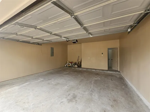 $2,200 | 3114 Black Hawk Trail Court, Spring, TX 77373