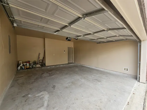 $2,200 | 3114 Black Hawk Trail Court, Spring, TX 77373