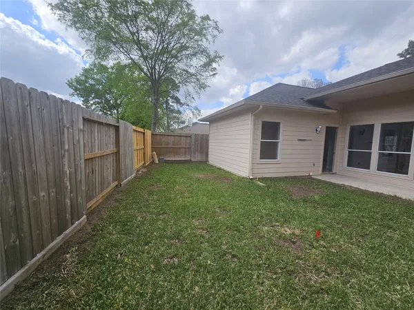 $2,200 | 3114 Black Hawk Trail Court, Spring, TX 77373