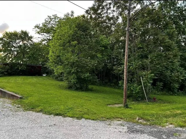 $25,000 | 125 North Wood Street, Staunton, IL 62088