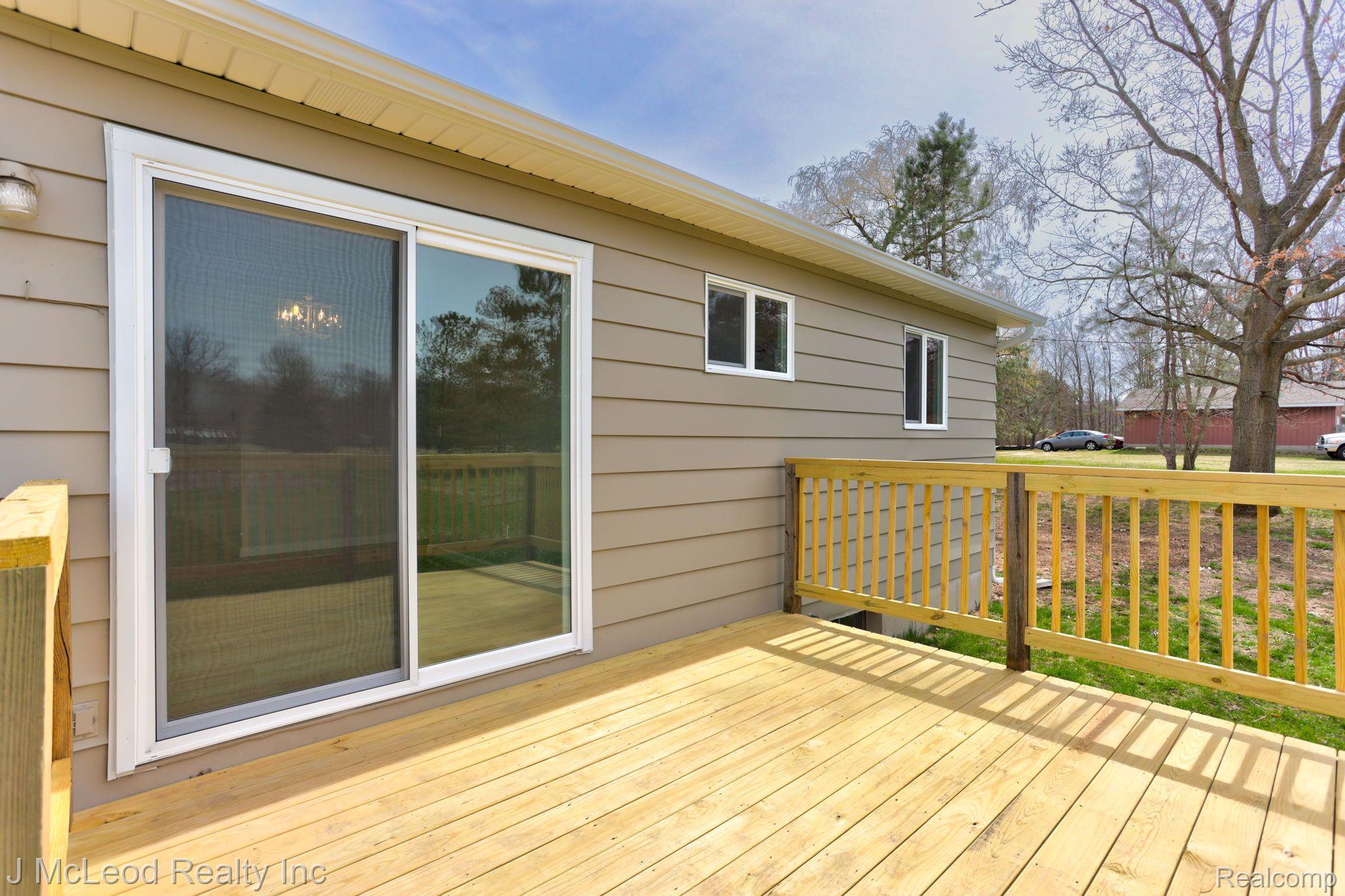 8120 Irish Road Millington, MI 48746 - Photo 33 of 36 Gallery Image 33