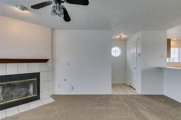 $1,264 | 1375 East Hacienda Avenue, Unit 211, Las Vegas, NV 89119