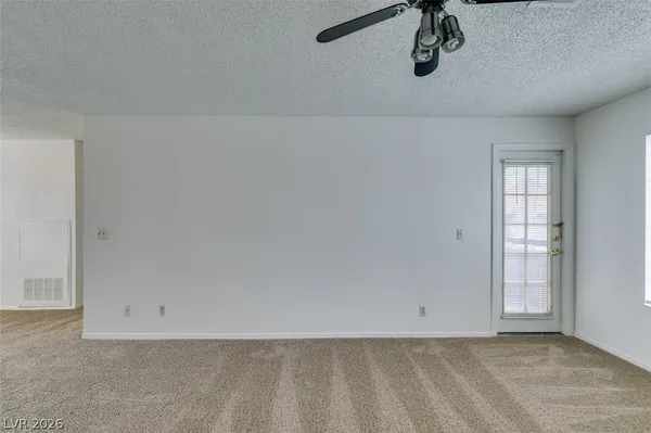 $1,264 | 1375 East Hacienda Avenue, Unit 211, Las Vegas, NV 89119