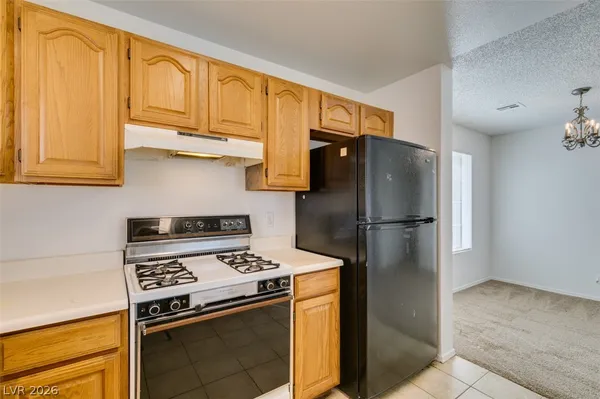 $1,264 | 1375 East Hacienda Avenue, Unit 211, Las Vegas, NV 89119