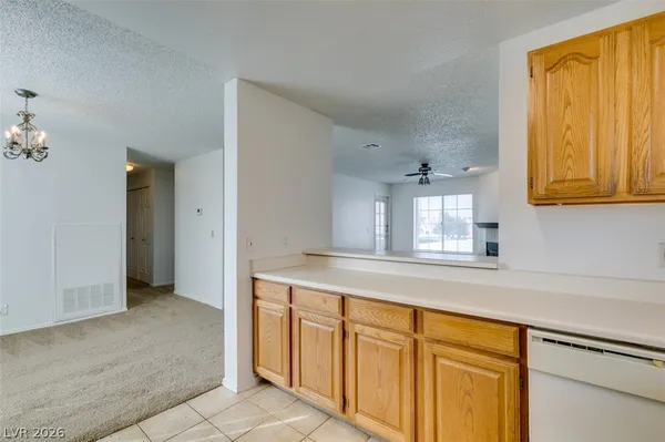 $1,264 | 1375 East Hacienda Avenue, Unit 211, Las Vegas, NV 89119