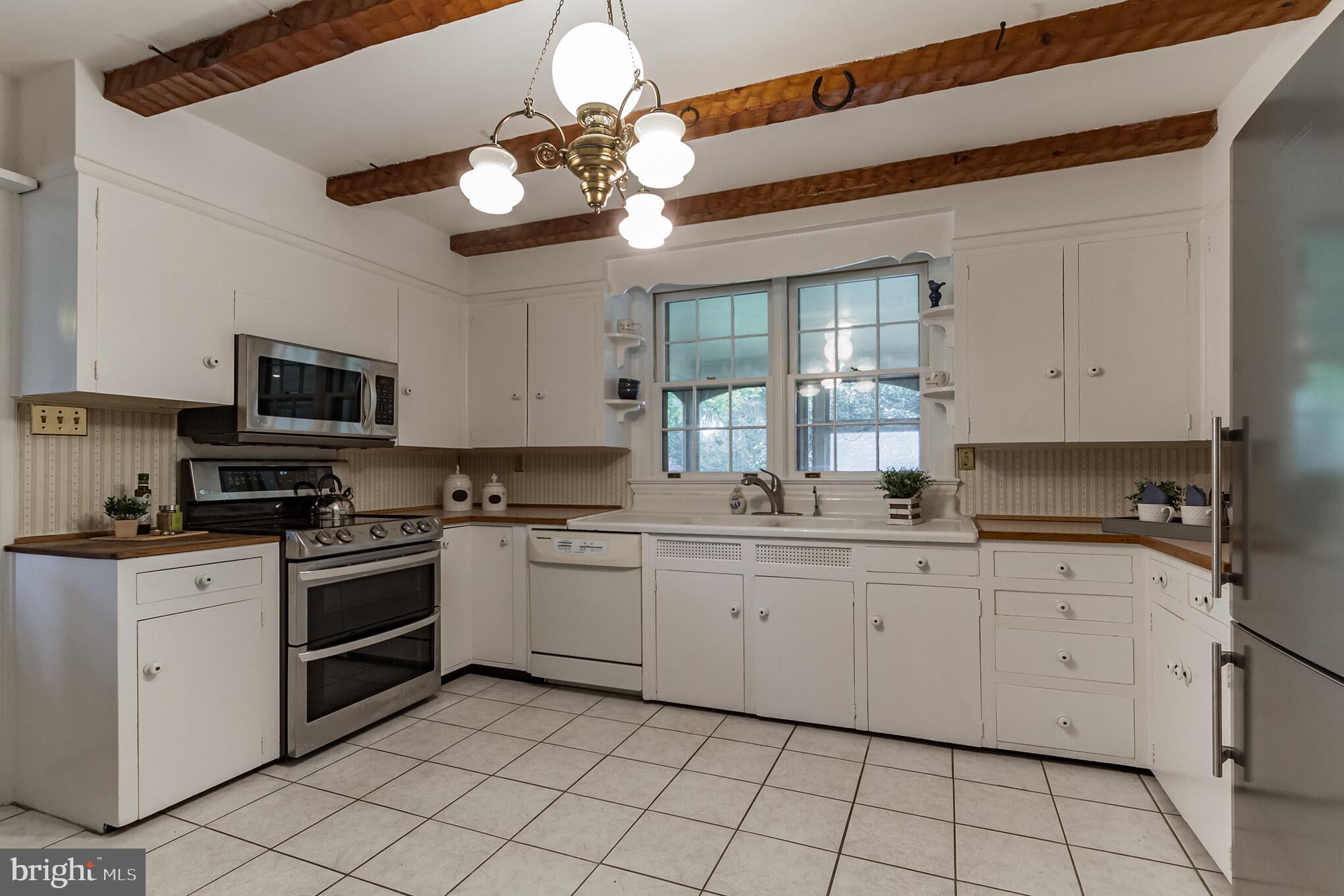 1050 Wawaset Road Kennett Square, PA 19348 - Photo 22 of 132 Kitchen
