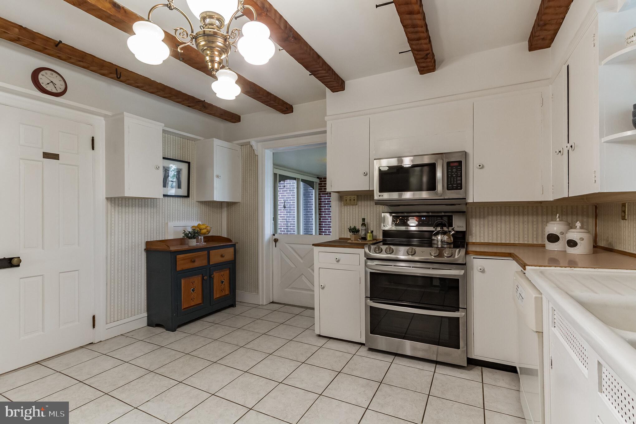 1050 Wawaset Road Kennett Square, PA 19348 - Photo 23 of 132 Kitchen
