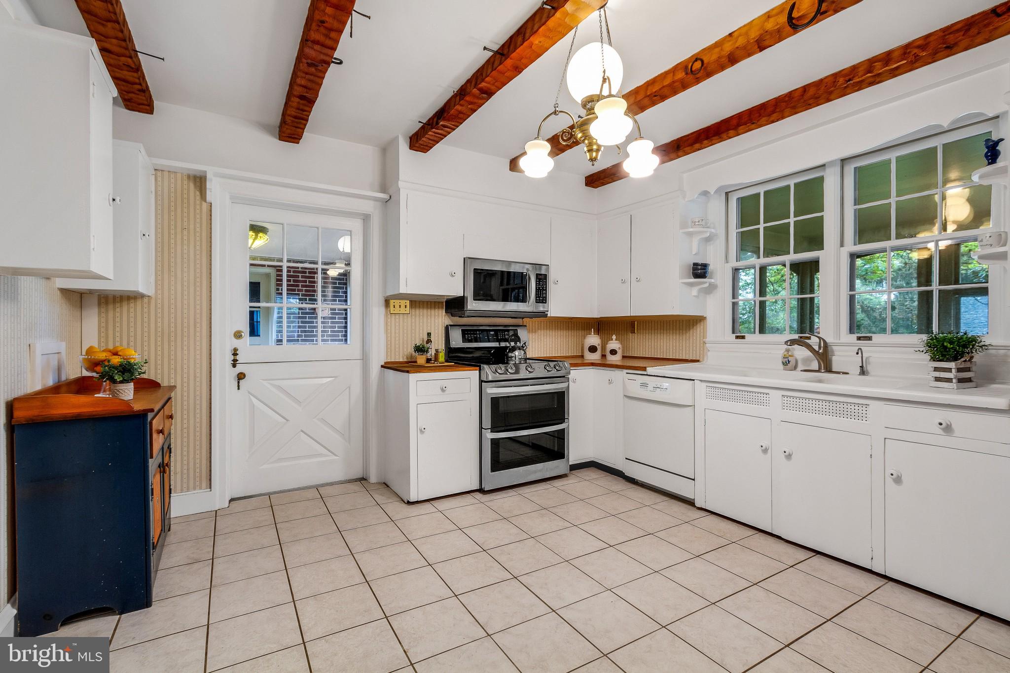 1050 Wawaset Road Kennett Square, PA 19348 - Photo 24 of 132 Kitchen