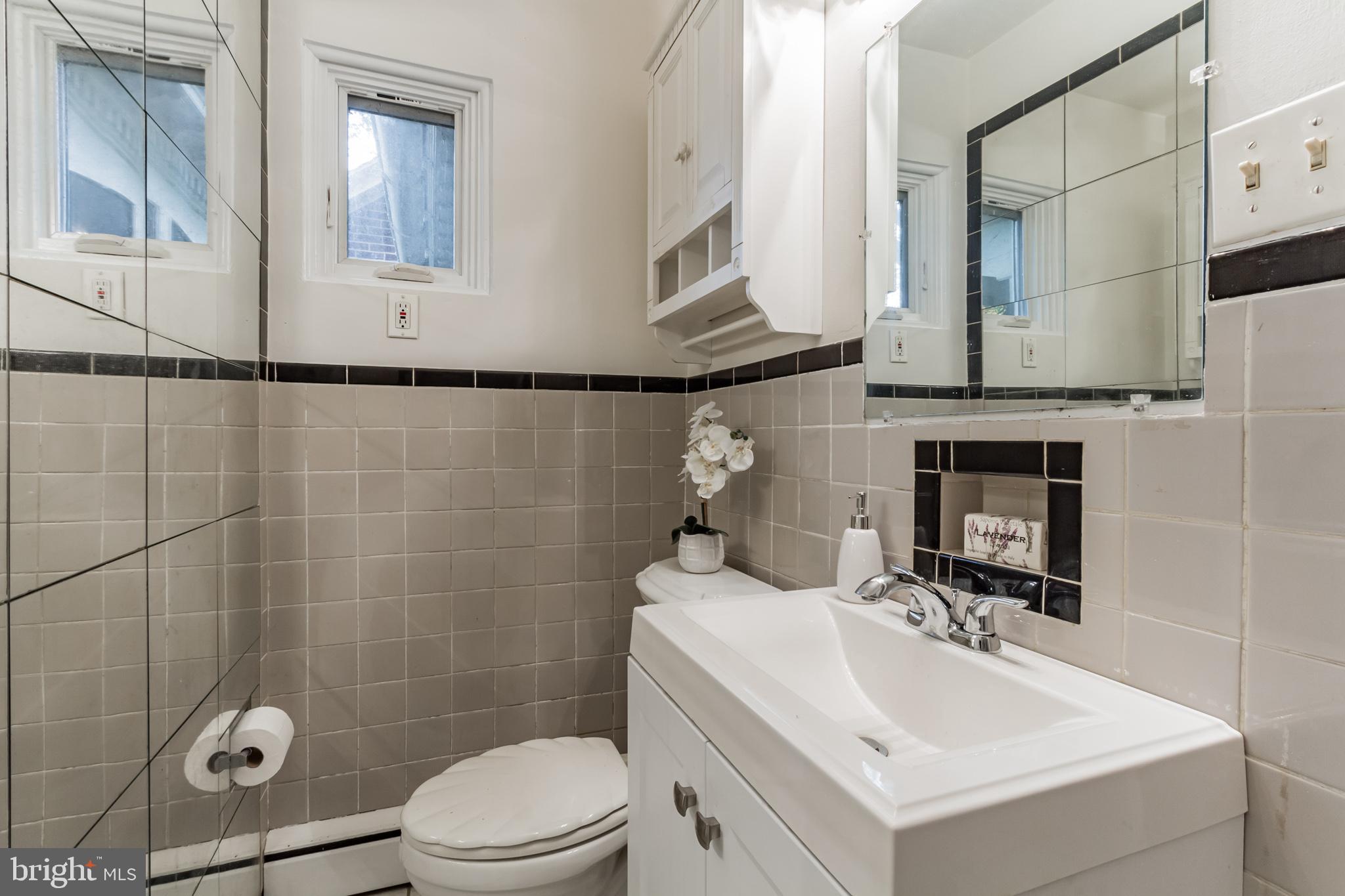 1050 Wawaset Road Kennett Square, PA 19348 - Photo 31 of 132 Bathroom