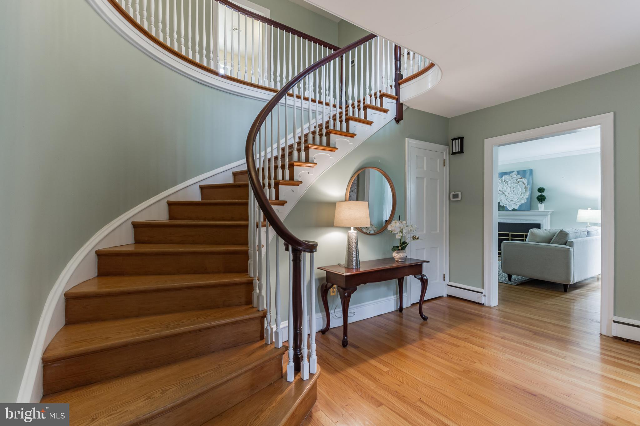 1050 Wawaset Road Kennett Square, PA 19348 - Photo 5 of 132 Foyer