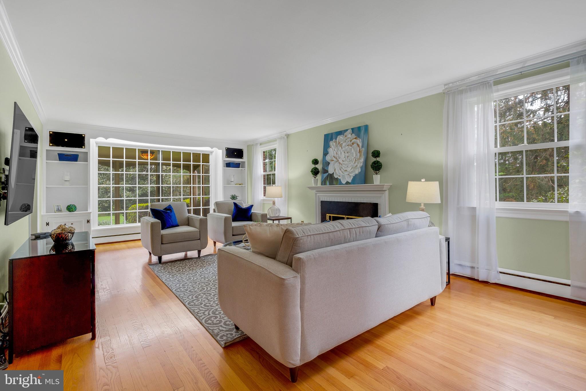 1050 Wawaset Road Kennett Square, PA 19348 - Photo 7 of 132 Living Room