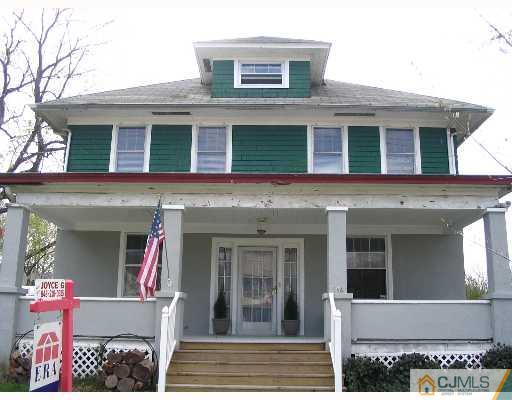 176 Washington Road Sayreville, NJ 08872 - Photo 1 of 8 front view of a house