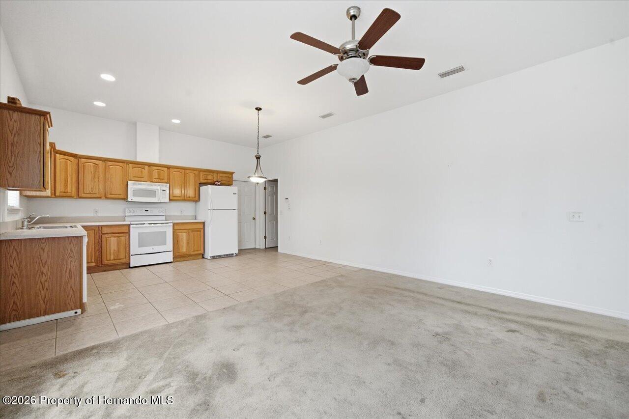 11327 Lark Sparrow Road Weeki Wachee, FL 34614 - Photo 16 of 81