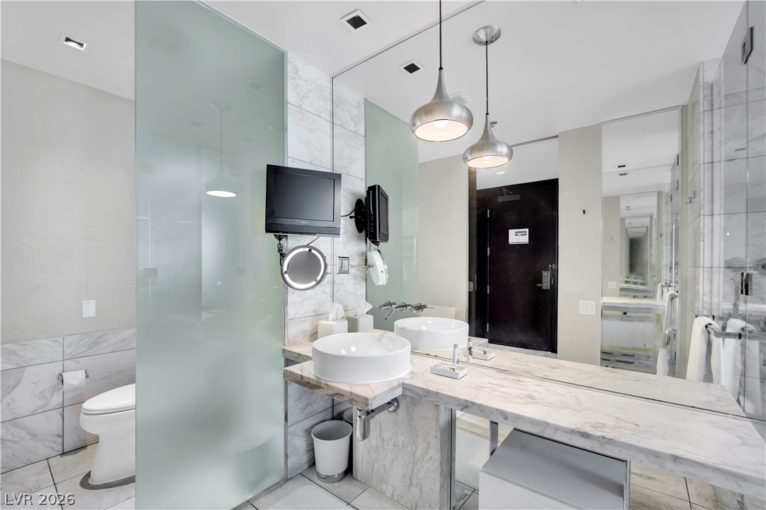 4381 West Flamingo Road, Unit 1903 Las Vegas, NV 89103 - Photo 9 of 24
