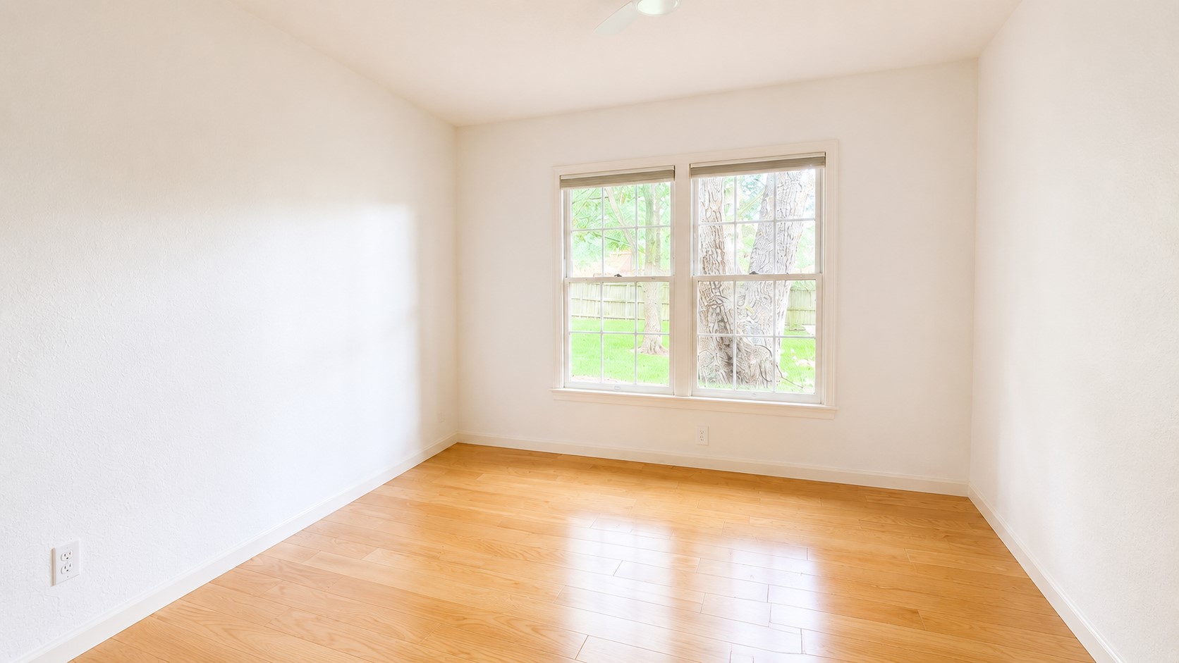 405 Ridgewood Road Austin, TX 78746 - Photo 9 of 22 secondaru bedrrom