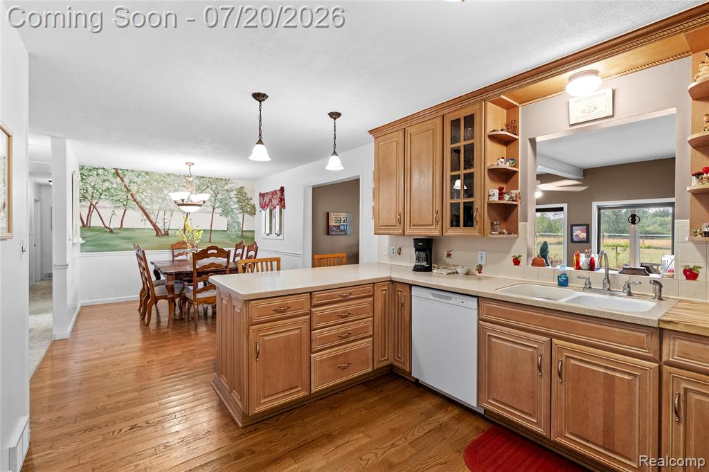 6280 Smith Road Linden, MI 48451 - Photo 6 of 92 Gallery Image 6
