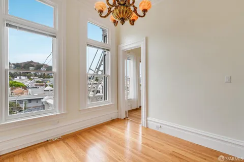 $7,350,000 | 250 Douglass Street, San Francisco, CA 94114
