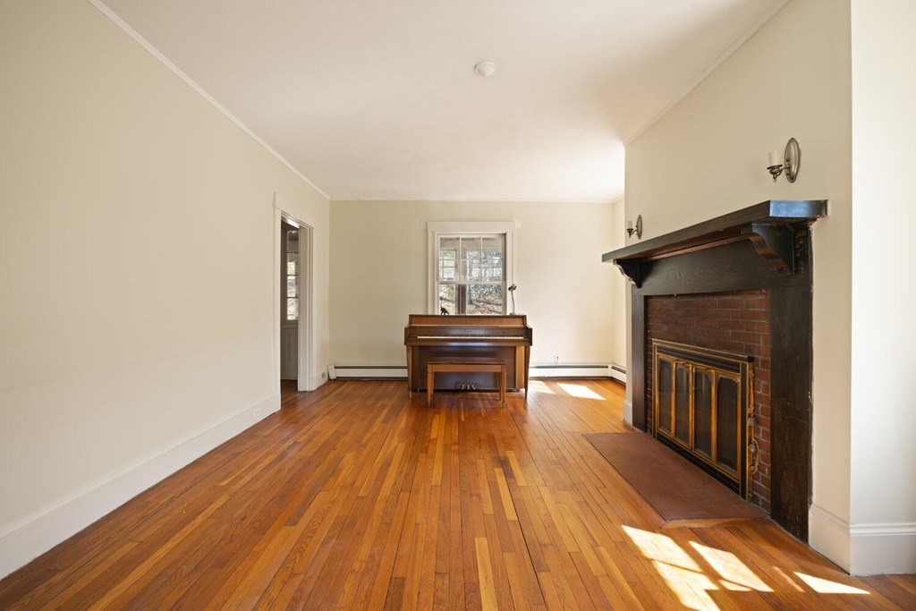 4 Ware Road Winchester, MA 01890 - Photo 4 of 21 Gallery Image 4