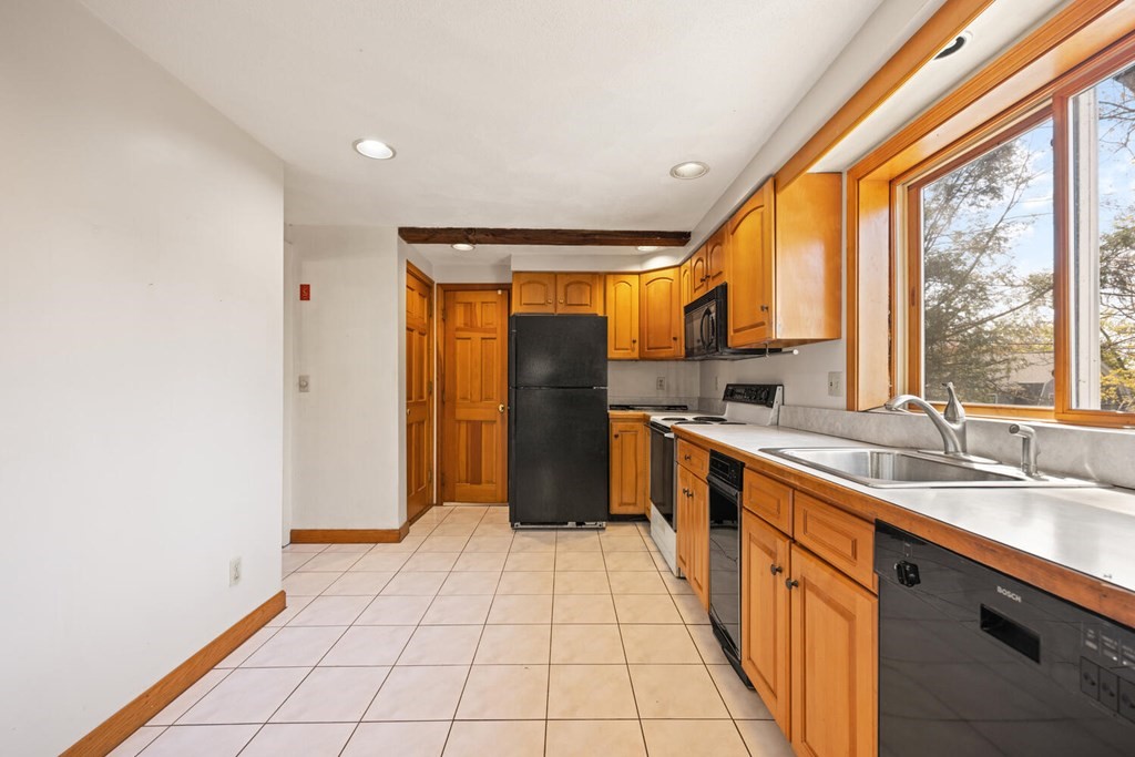 4 Ware Road Winchester, MA 01890 - Photo 7 of 21 Gallery Image 7