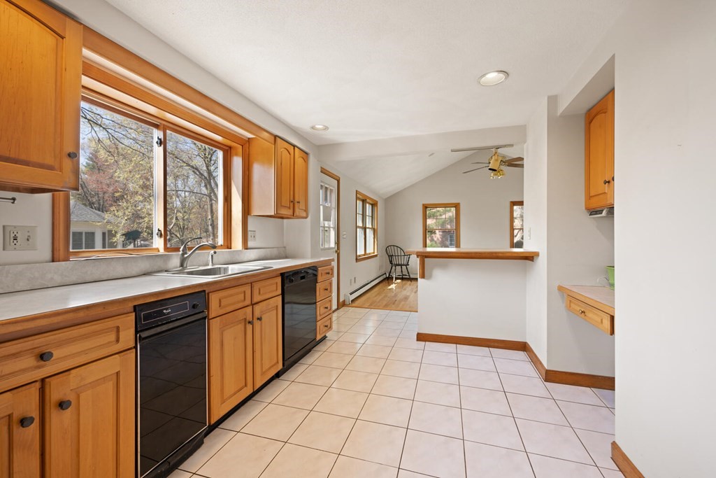4 Ware Road Winchester, MA 01890 - Photo 8 of 21 Gallery Image 8