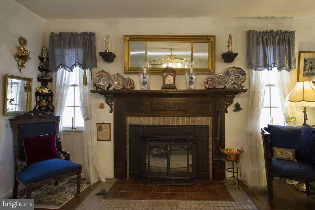 21224 Millers Mill Road Freeland, MD 21053 - Photo 5 of 30 Living Room