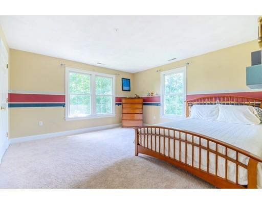 40 Pheasant Brook Road North Andover, MA 01845 - Photo 24 of 33 Gallery Image 24