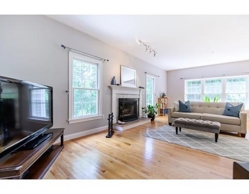 40 Pheasant Brook Road North Andover, MA 01845 - Photo 7 of 33 Gallery Image 7
