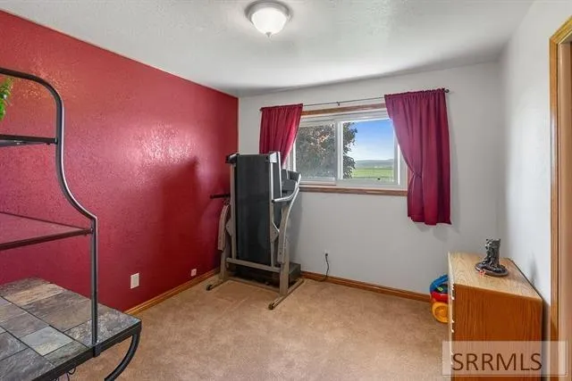 $680,000 | 2587 Sparks Lane, American Falls, ID 83211