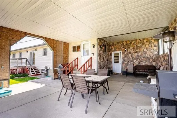 $680,000 | 2587 Sparks Lane, American Falls, ID 83211