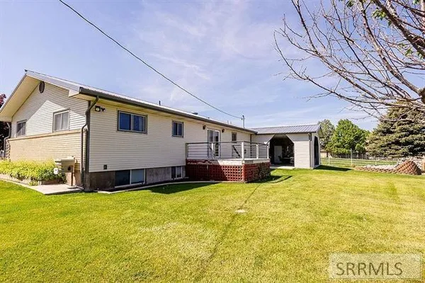 $680,000 | 2587 Sparks Lane, American Falls, ID 83211