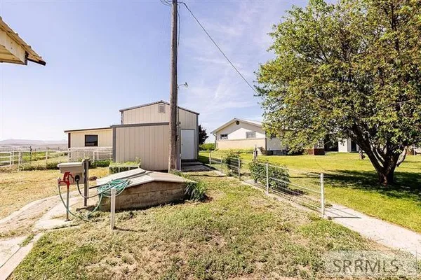 $680,000 | 2587 Sparks Lane, American Falls, ID 83211