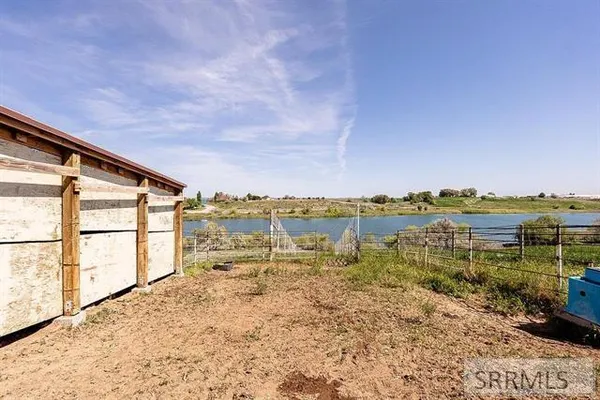 $680,000 | 2587 Sparks Lane, American Falls, ID 83211