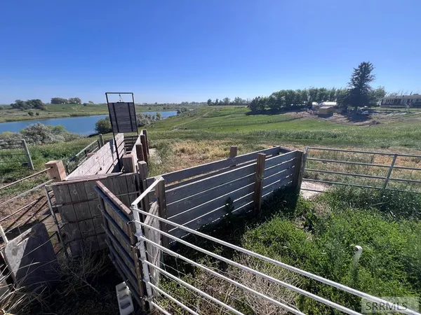 $680,000 | 2587 Sparks Lane, American Falls, ID 83211