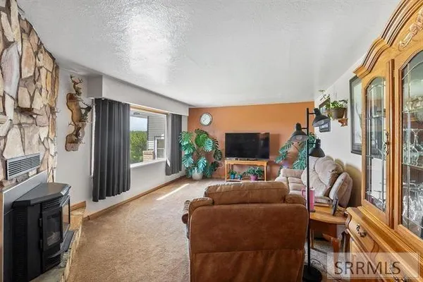 $680,000 | 2587 Sparks Lane, American Falls, ID 83211